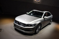 据说大众这货能干掉24亿的福特金牛座