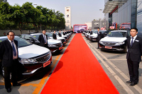 别听键盘车神的 正确的提车方法应该是这样的