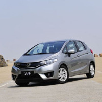 据说这几款10万左右的小型车肚子能“撑船”