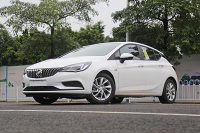 ［实拍］假装是一台小钢炮 威朗轿跑15S实拍