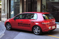 5万元就能买合资车？这些二手三厢车家用真不错