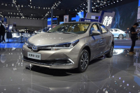 15万内超省油/动力猛的混动车型怎么选？丰田or比亚迪