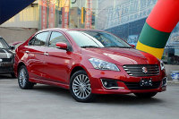 比卡罗拉便宜 8.8万起省油大空间三厢车表现如何？