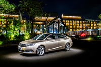 诚意大实力够　试驾吉利帝豪GL