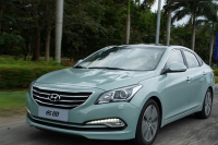 这两款韩系车，是做鸡头？还是要凤尾？