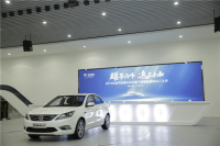 搭载300万荣耀光环，长安新逸动A6T智耀上市