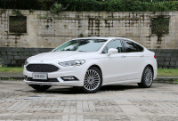 智能化革新救市 2017款新蒙迪欧对比新一代迈腾