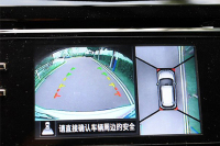 停车时多看这三辆SUV的屏幕 能避免磕碰省下几千