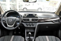 最低四万多,三厢家轿开回家