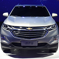 给大家拜年了!这些车开出去就是祝福语!