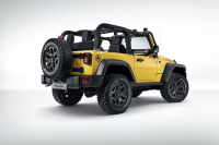 牧马人/帕杰罗都是这种备胎形式 但是我劝你千万别选