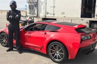 谁说跑车不实用,买这车就送你一个后备箱