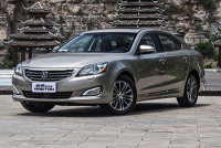 同级别合资车要30万，但是国产车可能只要10万起