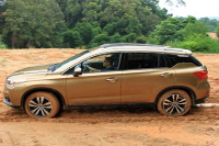 99%的路况都用不上这功能 为何买SUV的人仍然会很纠结？