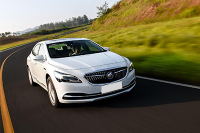 油耗将近低一半，这些车这么省钱你竟然没关注？