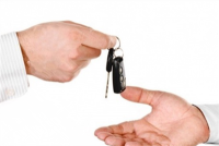 我不只拒绝老王借车还把他的车借了，这秘籍一般人我不告诉..