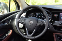 十几万的家用车配置怎么选？选对了能省半年油钱！