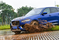 纠结SUV还是轿车？那这些又快又大的SUV能满足你！