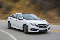 动力强油耗低，12万最让人纠结的两款车...