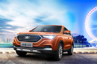 又来两台新款国产SUV，各路SUV展开撕逼...