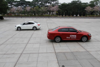 朗逸轩逸究竟谁能成为中国第一家用轿车？