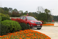 不要勉强你的钱包，10万下地的SUV一点都不将就！