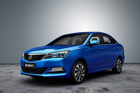 不懂选车的你来一下，8万元就该这么选！