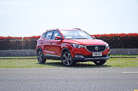 ZS还是DX3？10万级爆款SUV对决！