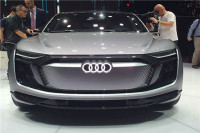 奥迪e-tron新概念车亮相