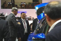 保时捷老板去看众泰，思聪去买劳斯莱斯，逛车展感觉活的不如狗...