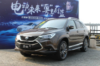 动力强悍!秦100、唐100登录广州首批车主正式交车