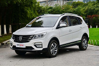 被吹上天的8万元神级SUV 终于要有自动挡了！