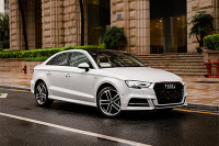 各路豪车在群里火拼！然而教授最后还是选了TA...