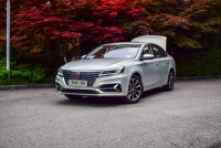 最近试了一款有颜值有内涵且跑得快吃得少的国产车