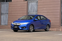 省油又好开 10万预算这三款车很合适