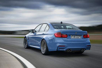 就少了个字母 凭什么起售价就要贵50万？