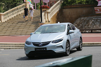 百公里油耗0.9L 这辆“轿跑”是怎么做到的