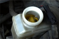 离合器居然是加刹车油 我惊呆了