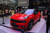 这6款车型极度热门，妹子用“尺度”帮你做对比！