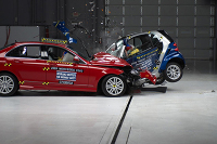 什么？！车轻不仅省油还能提高操控安全？