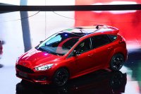 老司机肯定懂，5年前的销量冠军、操控王者，大众都干不过TA！