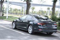 入围年度风云车的它“跑味”十足！实际表现一试便知！