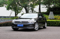 凭什么放弃奔驰宝马！大众这款新车能告诉你答案吗？