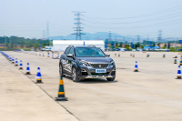 SUV操控不行？开完标致这两台高颜值SUV绝对让你改观！