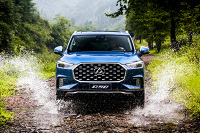 15万起5米长SUV！内饰设计比7系还大气！好开又能野！