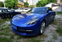 白给妹子一辆200万的车也开不走？这人见人爱的车有多少亮点？！