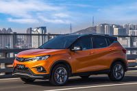 7万元国产SUV颜值担当？这两款该选谁