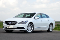 买迈腾？这些车优惠3、4万下来，绝对比它更超值！