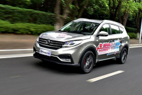 10万内空间大又卖得好的新7座SUV?没车比它更牛X的了