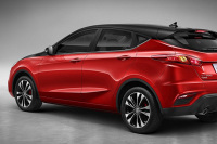 这些国产车够格当思域对手吗？价格还便宜好几万